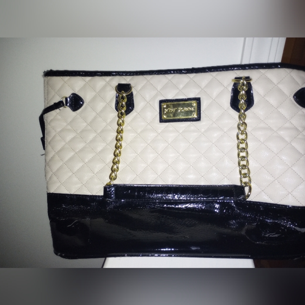 Betsey Johnson handbag